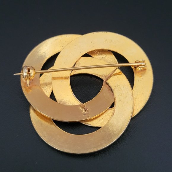 Damascene Gold Tone Interlocking Circles Brooch Pin Made in Spain Vintage - Picture 5 of 6